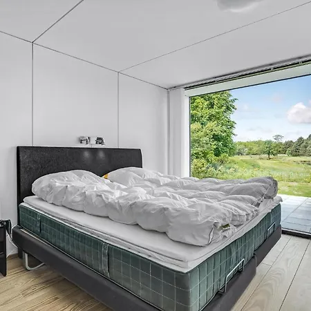 3 Bedroom Amazing In Holiday home Toftlund